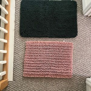 Black and Pink Textured Bath Mats